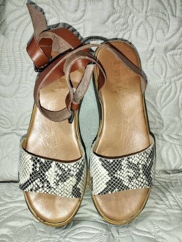 Uggs: Sandals, 39 — 9