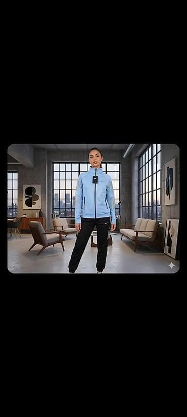 cipele ruma: Ženska sportska trenerka – gornji deo sa rajsferšlusom i donji deo — 1