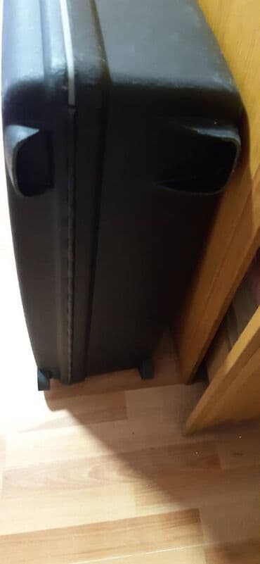 kofer za kuku: Samsonite kofer sa rucicom i tockicem 60x78x25cm — 5