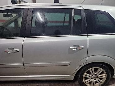 set kvacila opel zafira 2.0 dti cena: VRATA SIVA BOJA Z157 ZA OPEL ZAFIRA | Svi delovi za Opel vozila  — 3