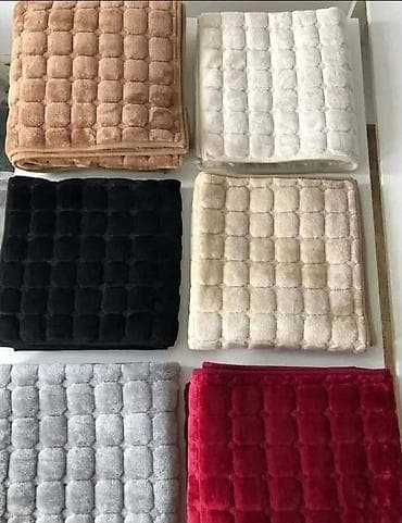 organizer za nakit: Set od 3 plisana flekera 3000 din 
Dimenzije:70x70,
70x150,70x200 — 2