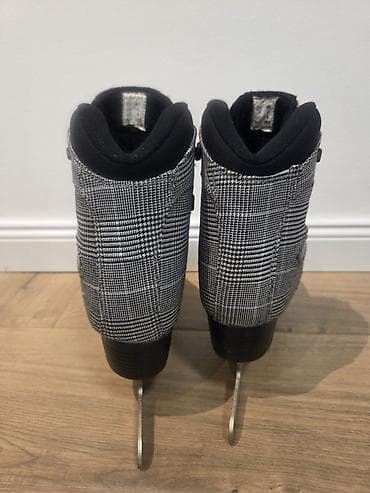 Ostali proizvodi za sport i razonodu: Roces ženske klizaljke za rekreativno klizanje - Model: Roces (logo — 3