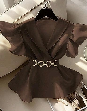 ugg opanci: Elegantna ženska bluza sa peplum krojem i ukrasnim pojasom - Boja — 1