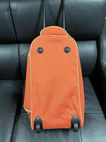 ck gace: Suitcase set — 5