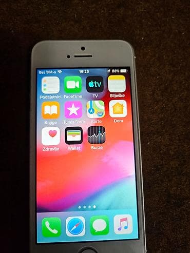 Car Electronics: Apple iPhone 5S sivi/srebrni sa 16 gb memorije baterija dobra sim — 10