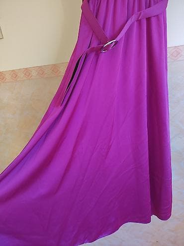 krovni koferi polovni: Svečana haljina jednom nošena M/L veličina. Mere: po ramena 38 cm + 7 — 5