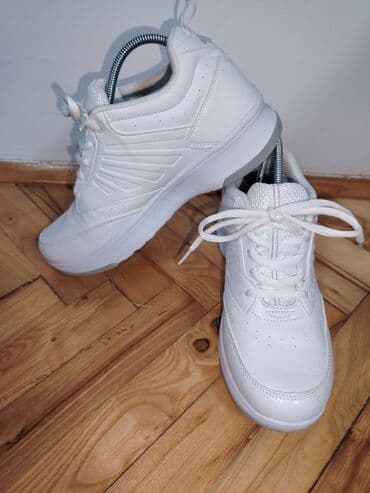 nike crno bele: Patike, Skechers, veličina - 38.5 — 2