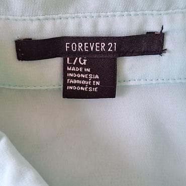 zenske trenerke novi pazar: Forever 21 ženska košulja na dugmad - Model: klasična košulja sa — 4