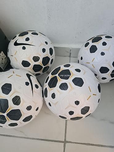 Nike fudbalska lopta – model sa FIFA QUALITY PRO sertifikatom -