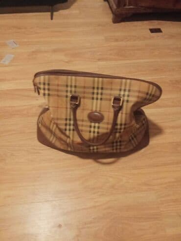 hilti torba: Dve originalne Burberry torbe . Iz osamdesetih godina . Bile su u — 4