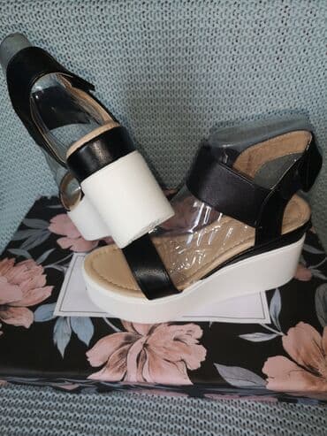 cipele sa platformom: Sandals — 4