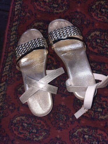 mokasine ženske kozne: Sandals, 37 — 3
