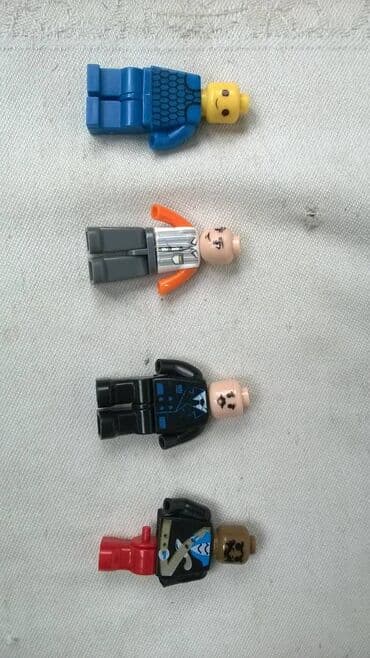 pokemon dexy co: Lego i slicne figurice nekompletne,cena za kom — 1