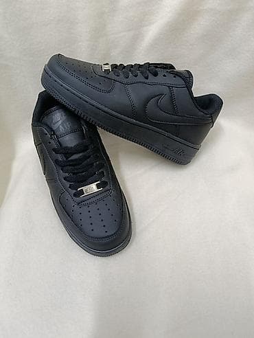 sandale od vinila: Nike Air Force 1 Low – Triple Black - Ikoničan model niske patike sa — 2