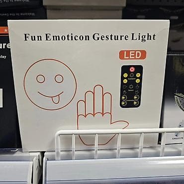 Car Electronics: Auto led gest pozdrav sa daljinskim Materijal:  ABS Veličina: 14,4 * — 8