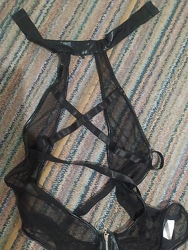 bugatti jakne cene: Nov nenošen,ekstra seksi bodi,dole sa rajfešlusom,gore providan,vezuje — 2