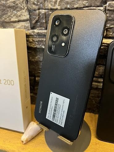 Computers, Laptops & Tablets: HONOR 200 Lite – pametni telefon Ključne karakteristike: - Ekran — 1