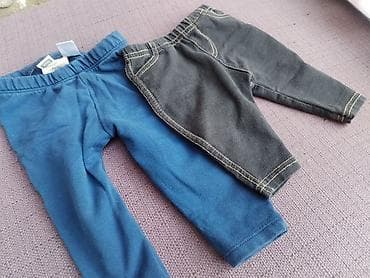 pantalone na ivicu: Komplet odeće za bebe, veličine 56 i 62. Sadrži: - Dukser sa printom — 2