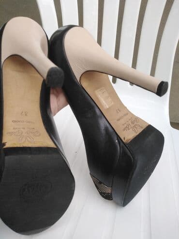 mokasine novi sad: Pumps, 37 — 5