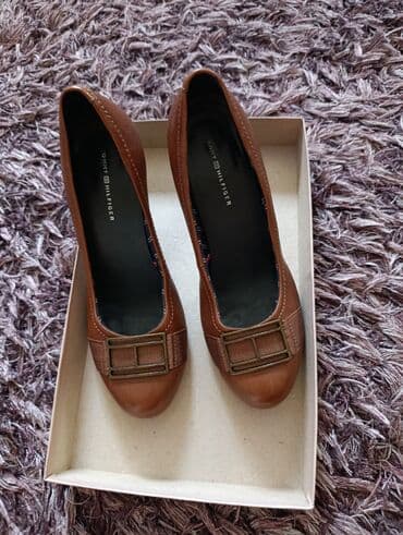 Salonke, Tommy Hilfiger, 38 na lalafo.rs Salonke, Tommy Hilfiger, 38