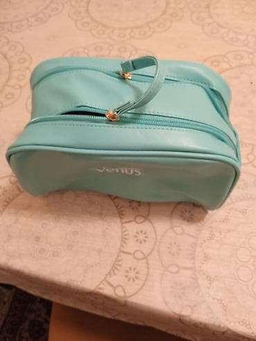 putni aksesoari: Kozmetička torbica Gillette Venus – tirkizna - Materijal: veštačka — 2
