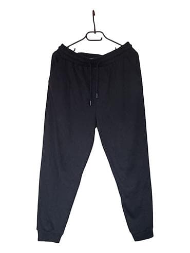 Trenerka bоја - Crna na lalafo.rs Trenerka bоја - Crna