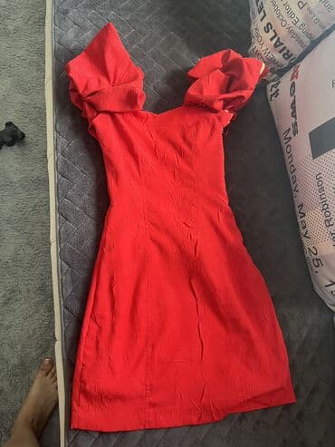 bela boho haljina: Hugo Boss XS (EU 34), color - Red, Short sleeves — 1