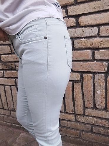 hm srbija obuca: MEXX svetlo plave farmerke vel M
Struk po 38 nogavice spolja 95 — 4