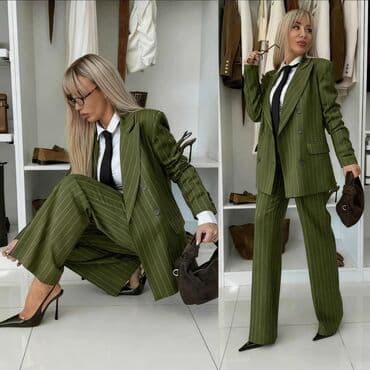 Women's Sweatsuits: Cena 4500din🔥 
S M L XL — 3