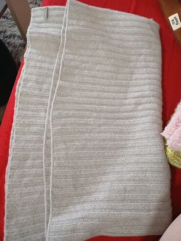 Kape zenske,muske,deciji i salovi.Novo i kao novo kape po 250d salovi at lalafo.rs — 30 Kape zenske,muske,deciji i salovi.Novo i kao novo kape po 250d salovi — 30