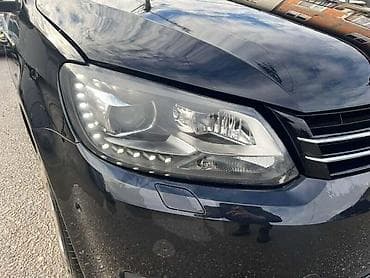 DESNI FAR ZA VOLKSWAGEN TOURAN OD 2010. DO 2015. GOD. | Desni far za na lalafo.rs DESNI FAR ZA VOLKSWAGEN TOURAN OD 2010. DO 2015. GOD. | Desni far za
