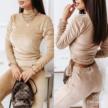 plisane haljine: Plisani komplet
2700 r.d — 1