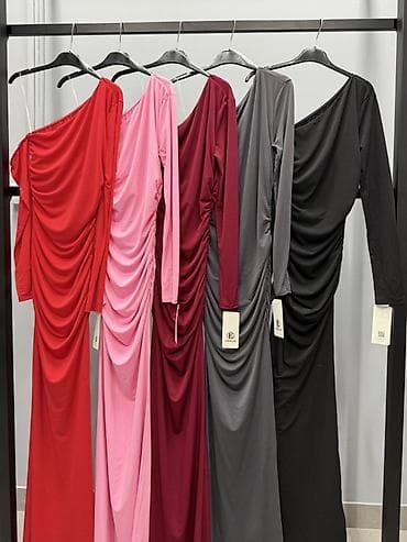 leopard print haljine: ❤️Elegantna ženska duga haljina na jedno rame po ceni od 2500din
S m l — 6