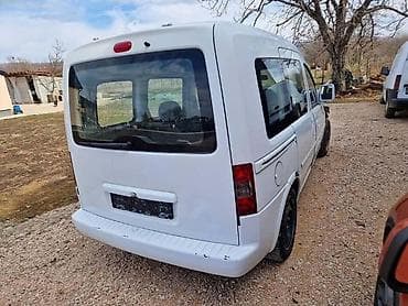 Kompletan auto u delovima: OPEL COMBO CNG 2008. GOD. - KOMPLETAN AUTO U DELOVIMA | 1.6 METAN — 5
