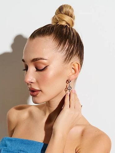zara pelerina sako: Komad nakita koji spaja modernu estetiku i bezvremenski luksuz Ove — 5