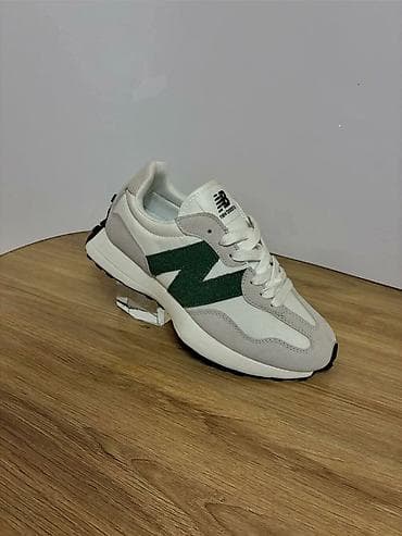 replay duboke patike: New Balance Clasic
3600
 36-41
K💜 — 8