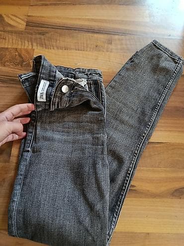 tanke pantalone: ZARA ženske farmerke – siva/uglasta isprana nijansa - Model: uske — 2
