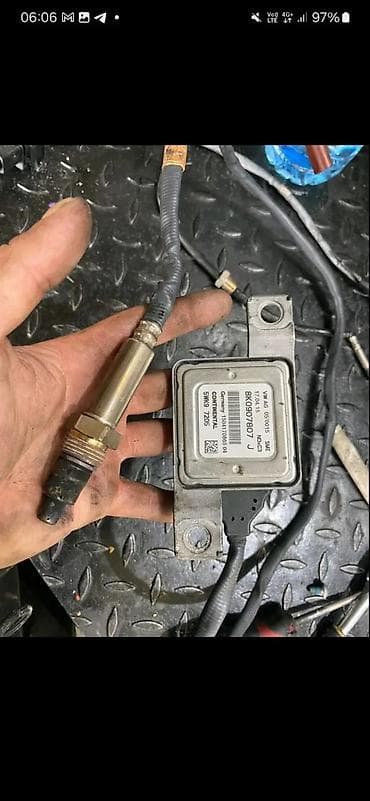 led dinamicki migavci: AUDI VW NOX SENZOR 8K0907807 | Audi delovi ALTINA ZEMUN 06******** — 2