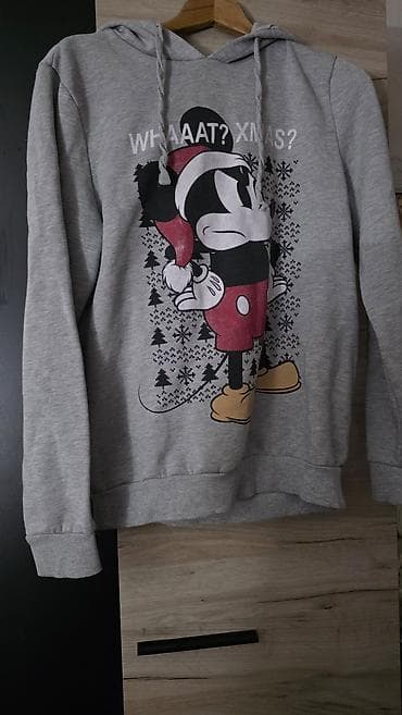 desigual kaputi: Sivi duks sa kapuljačom i učkurom, sa prazničnim printom. Na prednjoj — 2