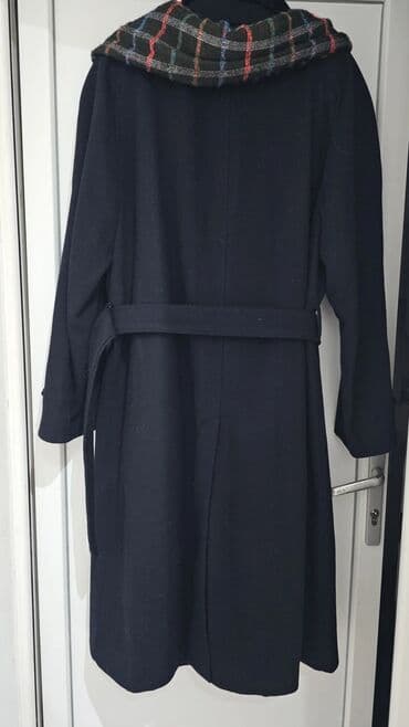 Vests: Muški dugi kaput od vune, tamnoplave boje, sa klasičnim kragnom i — 4