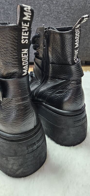 Gležnjače: Gležnjače, Steve Madden, 37 — 4