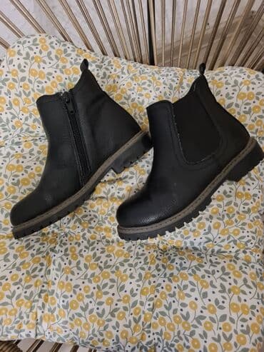 reserved gležnjače: Ankle boots, Size - 29 — 1