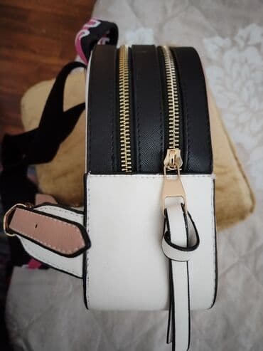 srebrno prstenje sa cirkonima: Marc Jacobs, Material: Faux leather — 5