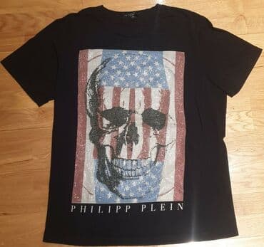 jednodelni kupaci na jedno rame: Philipp Plein majice L i XL velicina.
Cena za komad — 9