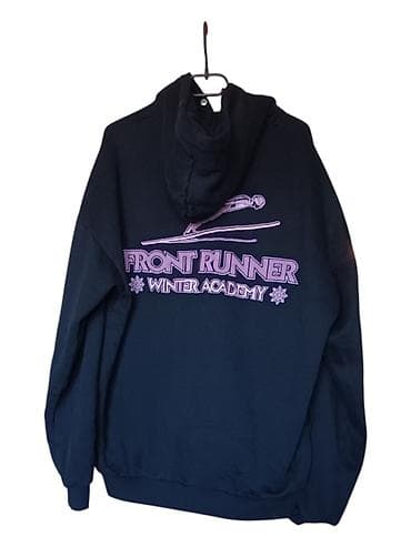 sinsay duks: FRONT RUNNER dukserica sa kapuljačom – Winter Academy - Boja: crna - — 2