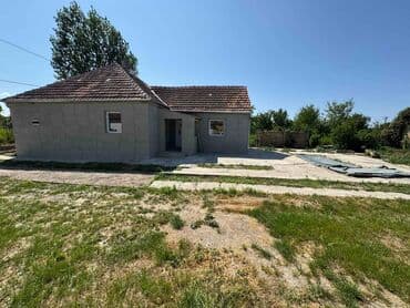 kuce zabalj: Kompletno renovirana kuća 80m2 Sivac, ul. Savska 9 Cena 38.000e — 4