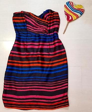 Top haljina. H&M
Vel. 38kvalitetna