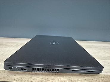 veliki stitch: Dell Latitude 5590 – poslovni 15.6" laptop - Ekran: 15.6" Full HD — 8