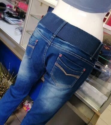 pantalone od vestacke koze: Farmerice extra kao nove
Vel 30
Extra model i kvalitet Uvoz Turska — 3