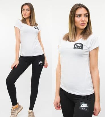 majca haljina: Komplet
helanka i majca
uni vel

1.700 — 9